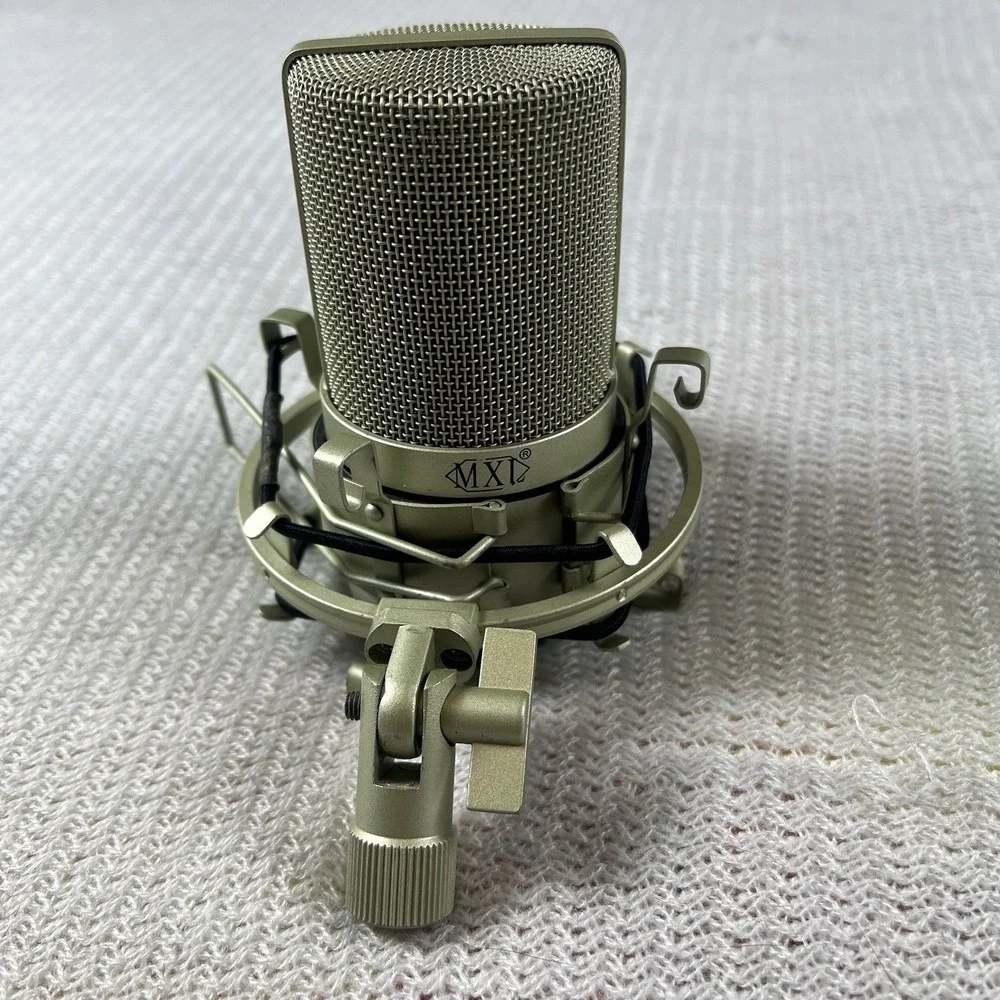 MXL MXL-990 Instrument Condenser Microphone Beginner XLR Connector, Champagne